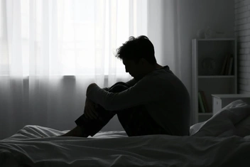 «Не понимаю, почему девушка ушла от меня. Как справиться с виной и обидой, если я созависимый?»