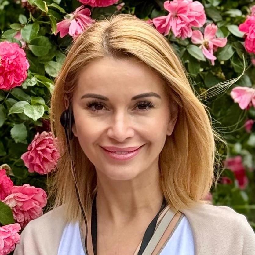 Орлова уехала на Пальму-де-Майорку и купается в роскоши на Средиземном море — видео из номера отеля от 100 тысяч за ночь
