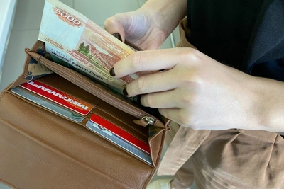 Екатеринбуржцы рассказали о реальных зарплатах