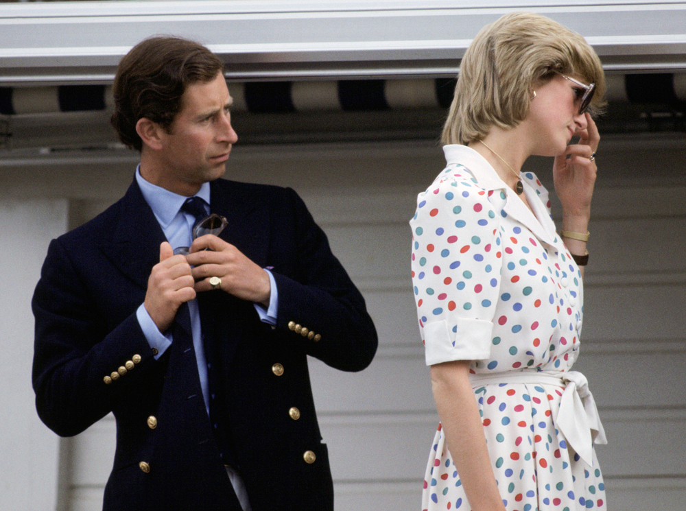 Принц Чарльз и принцесса на матче по поло в Guards Polo Club, 24 июля 1983 года | marieclaire.ru