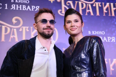 Почти полтысячи квадратов и «чистый кайф»: Саша Петров показал особняк мечты — фото