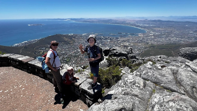 С горы открывается отличный вид | Источник: Евгения Дегтянникова