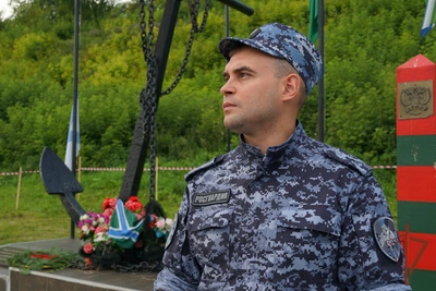 Росгвардейцы в Кирове охраняли порядок в День ВМФ