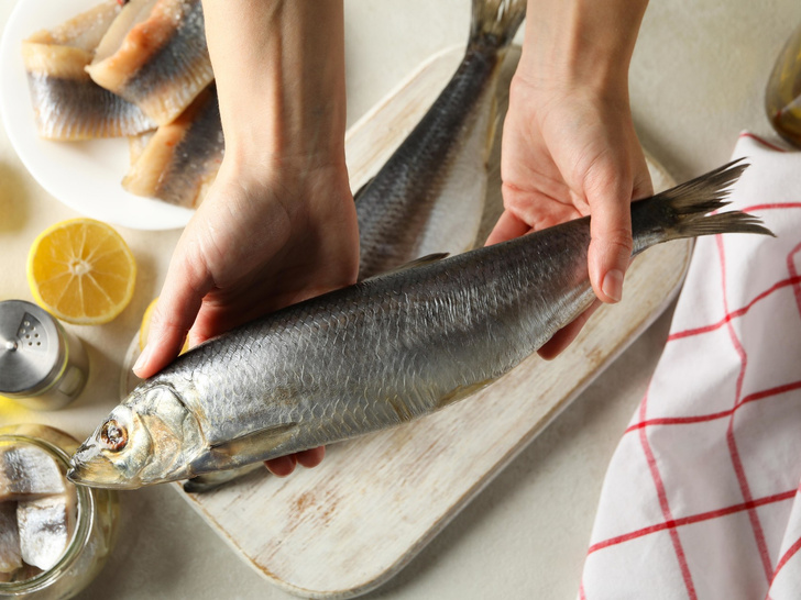 Испортите ужин: 7 самых частых ошибок в приготовлении рыбы, которые никогда не допустит хорошая хозяйка