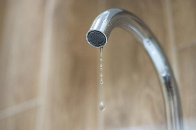 Tree fall causes hot water cut in Tutayev