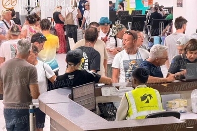 Туристы с Мальдив боятся лететь через Дубай