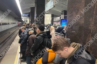 Сбой на БКЛ метро в час пик: причина