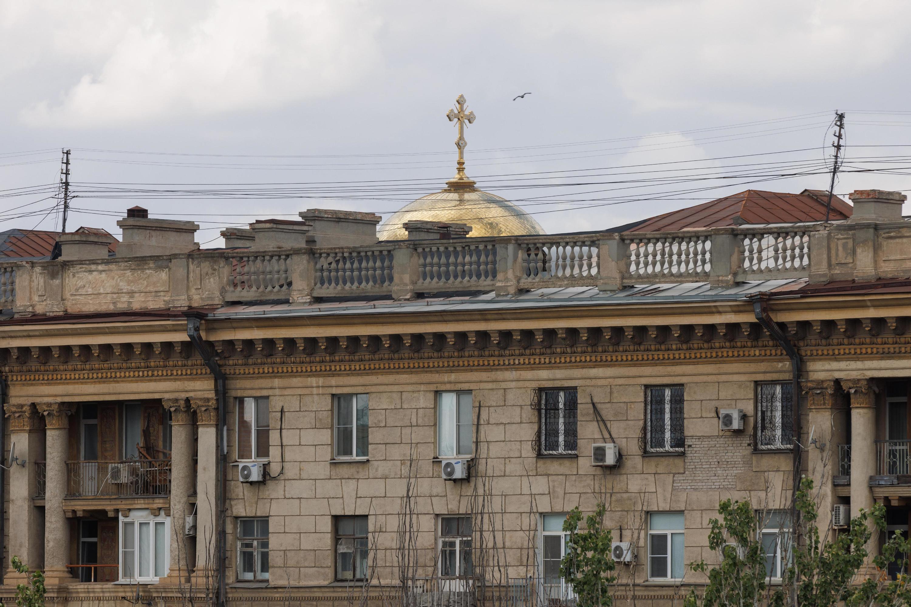 Православная церковь предупредила о появлении в Волгограде тоталитарной  секты из-за наклеенной антисемитской листовки - 31 октября 2023 - V1.ру