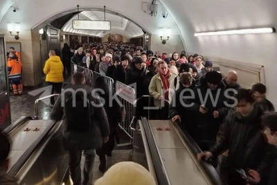 Толпы на станции «Бауманская» из-за ремонта эскалатора