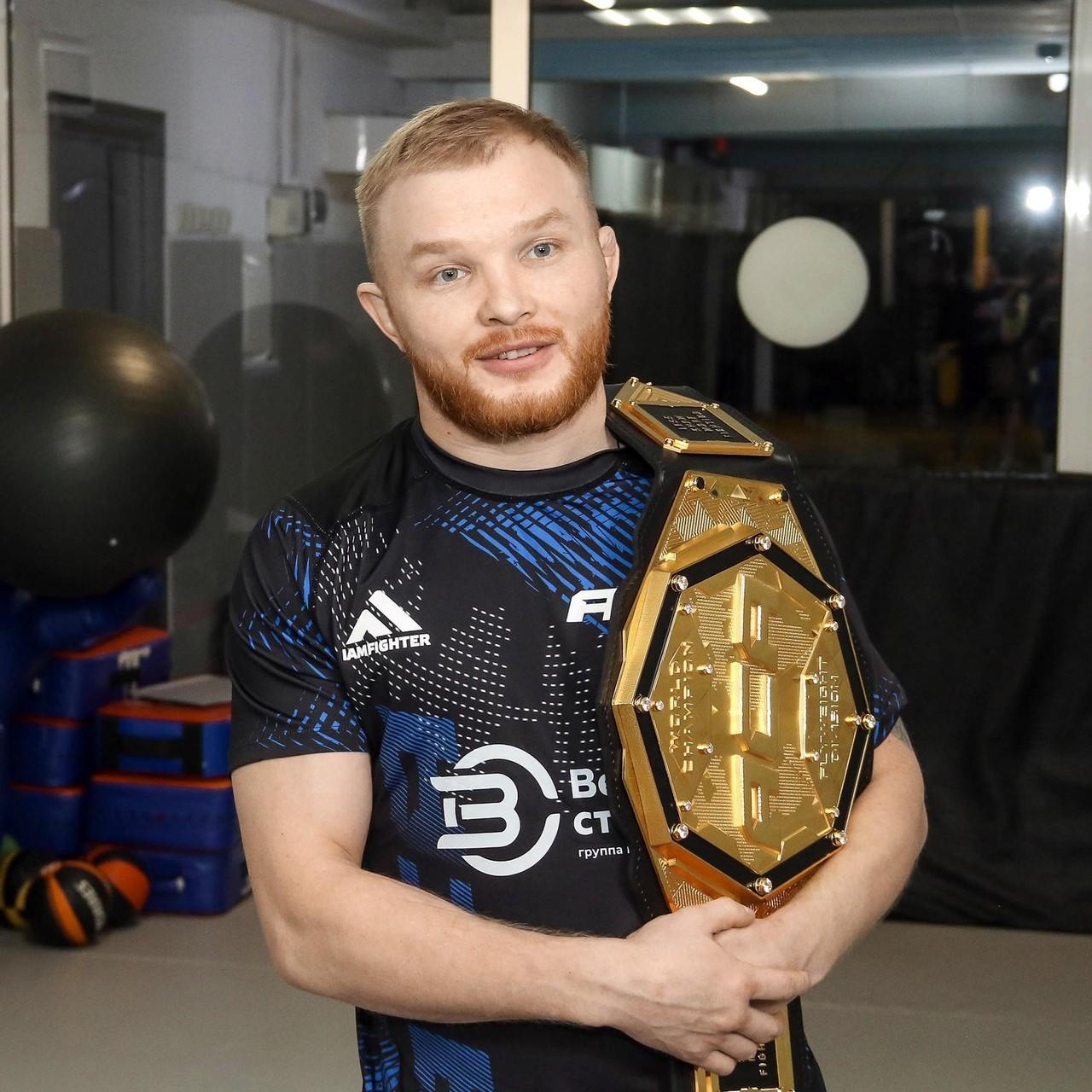 <p>Анатолий Кондратьев</p>