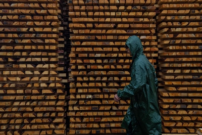 Шесть человек пострадали при выбросе хлора в Братске