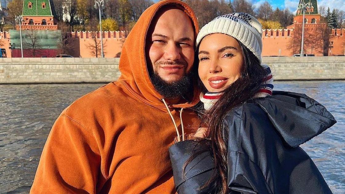 Джиган не собирается разводиться с Оксаной Самойловой — и вот доказательство