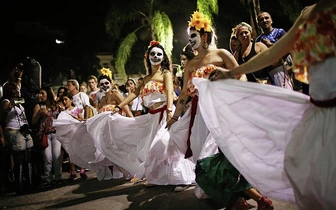 Пляска смерти: 7 праздников поминовения душ усопших со всего света