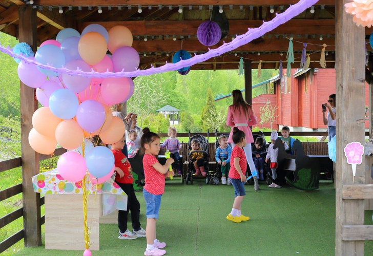 В День защиты детей «Мисс Россия» устроила праздник для малышей