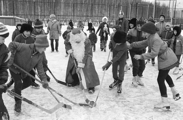 Топ-5 зимних развлечений из советского детства (ностальгическая галерея)