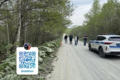 Мотоциклист и пассажирка пострадали в ДТП с Mazda