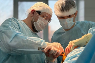 В Удмуртии впервые выполнена операция по частичной замене сустава