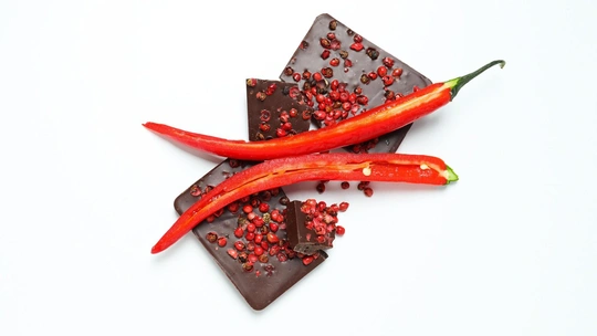 «Шокоголики, общий сбор!»: 8 бьюти-средств с чарующим ароматом какао-масла