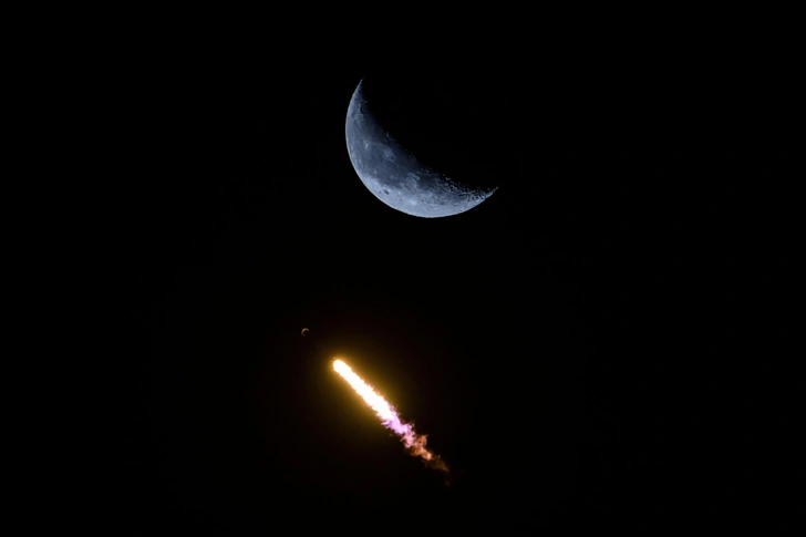 Курс на 40: компания SpaceX еще раз обновила рекорд по числу повторных использований первой ступени ракеты-носителя Falcon 9 | Источник: Jennifer Briggs/ZUMA Press Wire via Legion Media