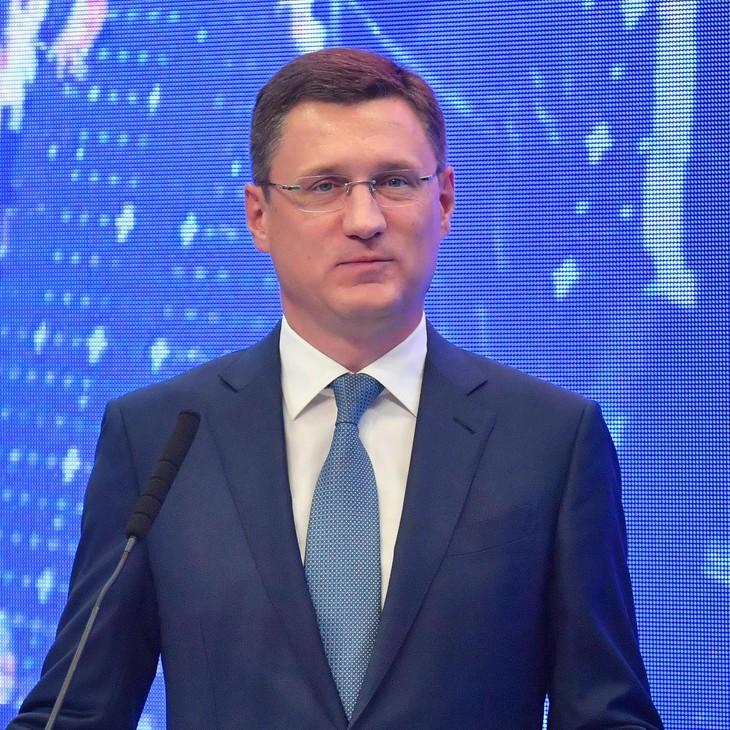 Александр Новак прокомментировал тяжелую ситуацию с бензином в России: «Наши нефтезаводы выходят из строя»