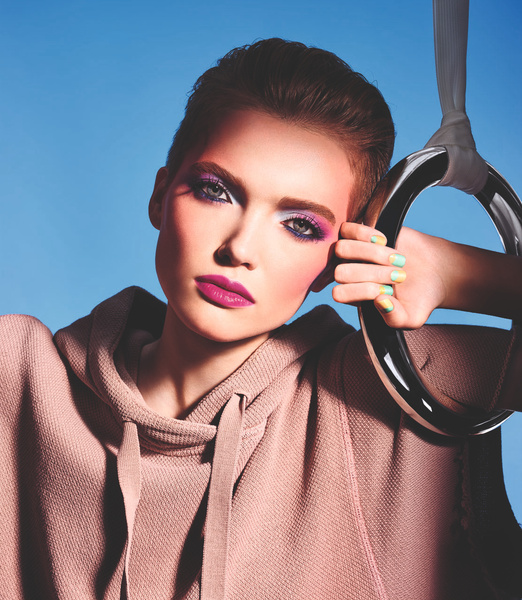Игра цвета: Dior представил спортивную коллекцию макияжа