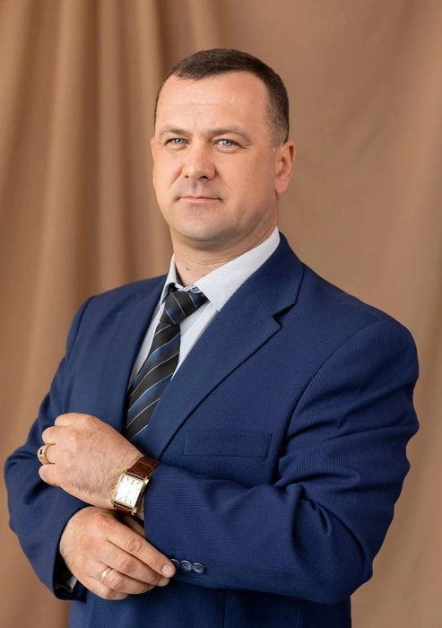 Алексей Кондратьев осуществляет защиту по уголовным, гражданским и административным делам | Источник: advokat-gsm.ru