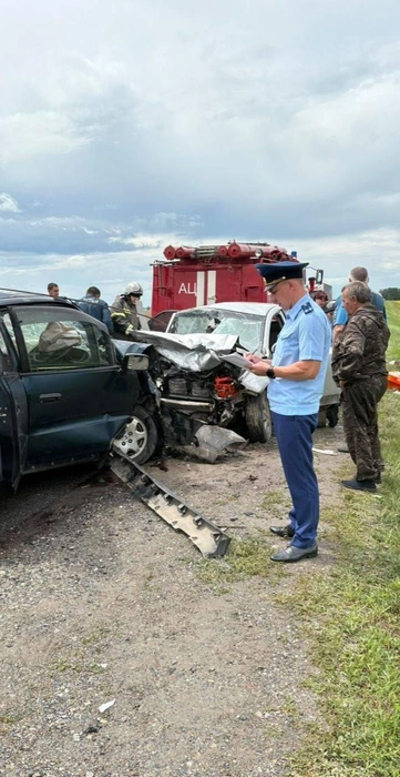 «Запомним их живыми»: тела супругов, погибших в жутком ДТП на Алтае доставили в Казахстан | Источник: МВД и прокуратура АК