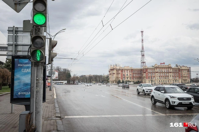 В городе установят шесть новых светофоров | Источник: Евгений Вдовин