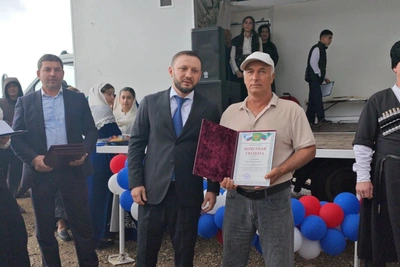 Гаджиев открыл дорогу к селу Усемикент
