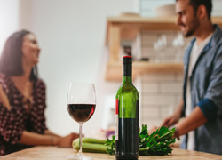 Что делать с выдохшимся вином: 6 оригинальных лайфхаков, которые нужно знать всем