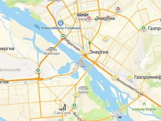 Водители сами отмечают информацию о наличии бензина | Источник: 2ГИС