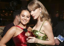 Тейлор Свифт выбрала подружек невесты! Вы точно угадаете, кто они