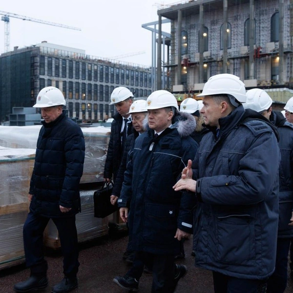Глава Верховного суда посмотрел, как строится судебный квартал в Петербурге | Источник: Верховный Суд России