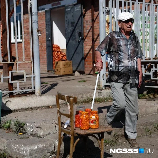 Товар ставят на виду&nbsp;— его просто так никто не возьмет | Источник: Евгений Софийчук / NGS55.RU 