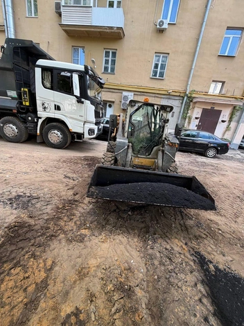 Люди обеспокоены состоянием двора после масштабных работ | Источник: Патриаршие / T.me