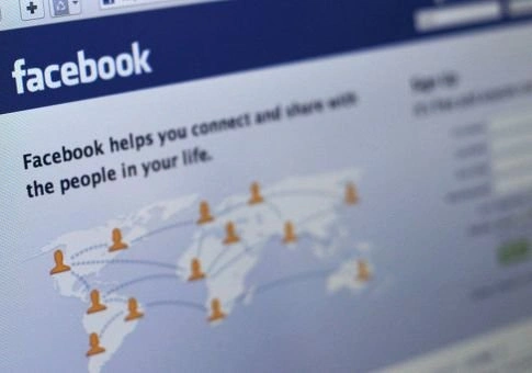 Facebook опроверг информацию о распространении данных | ya62.ru
