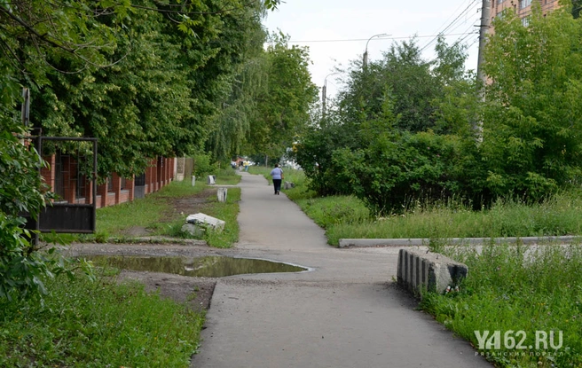 Тротуар у ббольницы