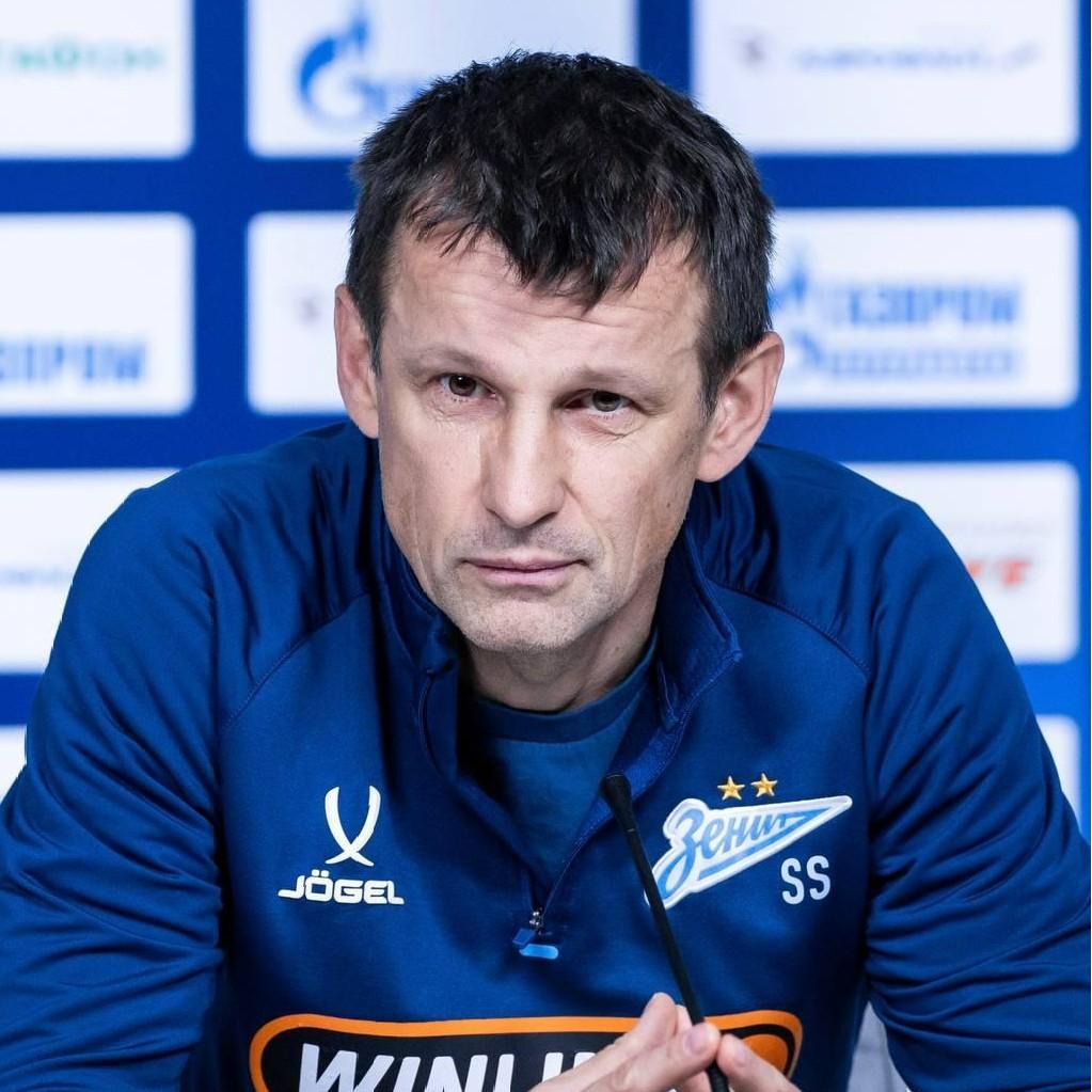 <p>Сергей Семак</p>
