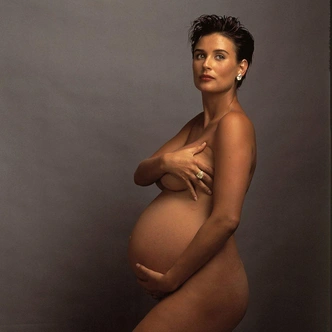 Деми Мур в фотосессии для Энни Лейбовиц и Vanity Fair, 1991 год