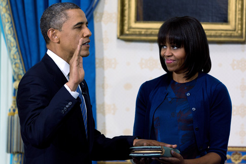 Фото №2 - Какое платье Мишель Обама наденет на инаугурацию?