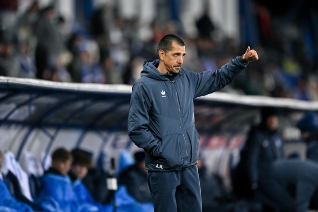 Ильдар Ахметзянов обещает выпустить основу | Источник: ФК «Оренбург» / ВКонтакте