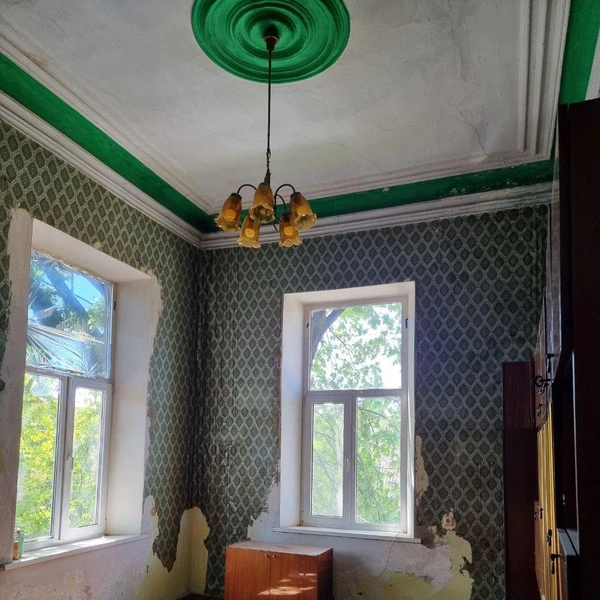 На стадии продажи квартира выглядела страшненько | Источник: предоставлено 93.RU