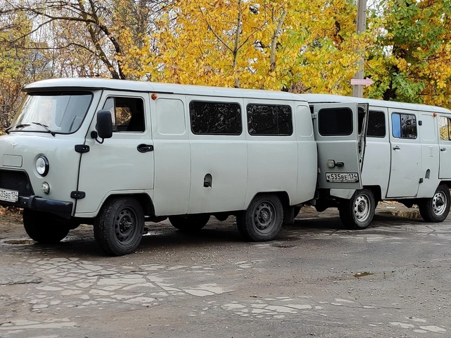 Сотрудники больницы рекомендовали использовать катафалк для транспортировки пожилой пациентки на рентген | Источник: Павел Мирошкин / V1.RU