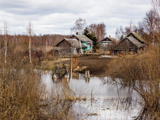 Резкое повышение уровня воды не угрожает жителям населенного пункта. | Источник: Александра Мамонтова / 76.RU