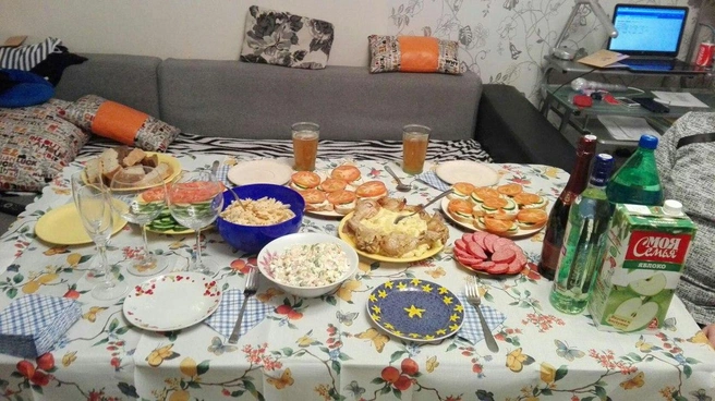 Стол Ивана Петрова