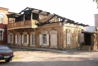 Novosibirsk merchant house ruins sold, restoration required