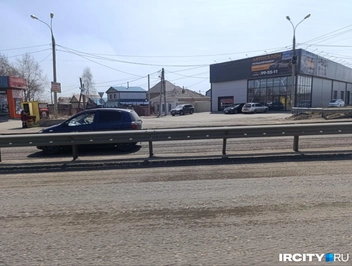 Примерно на половине улицы поменяют дорожное покрытие | Источник: Даниил Конин / «ИрСити»