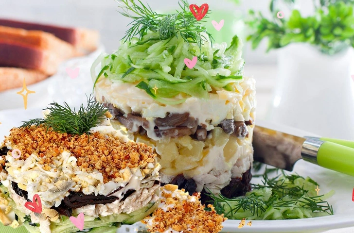 3 вкусных салата с черносливом, курицей и огурцом: простые рецепты