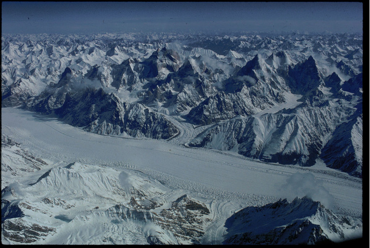Между нами тает лёд: 7 ледников, ради которых стоит отправиться на край света