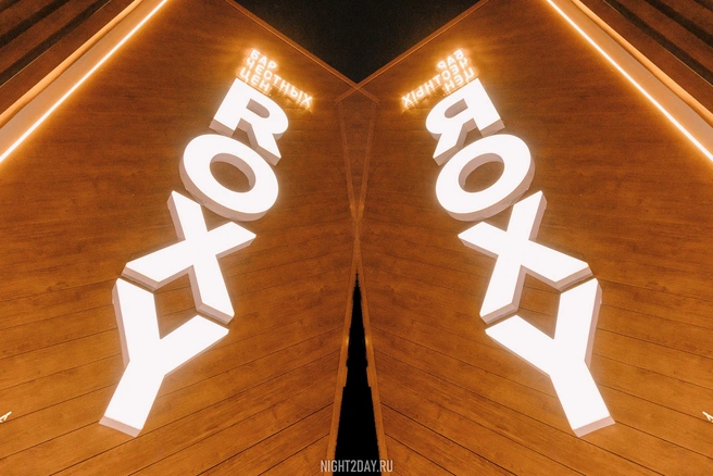 Источник: бар честных цен Roxy
